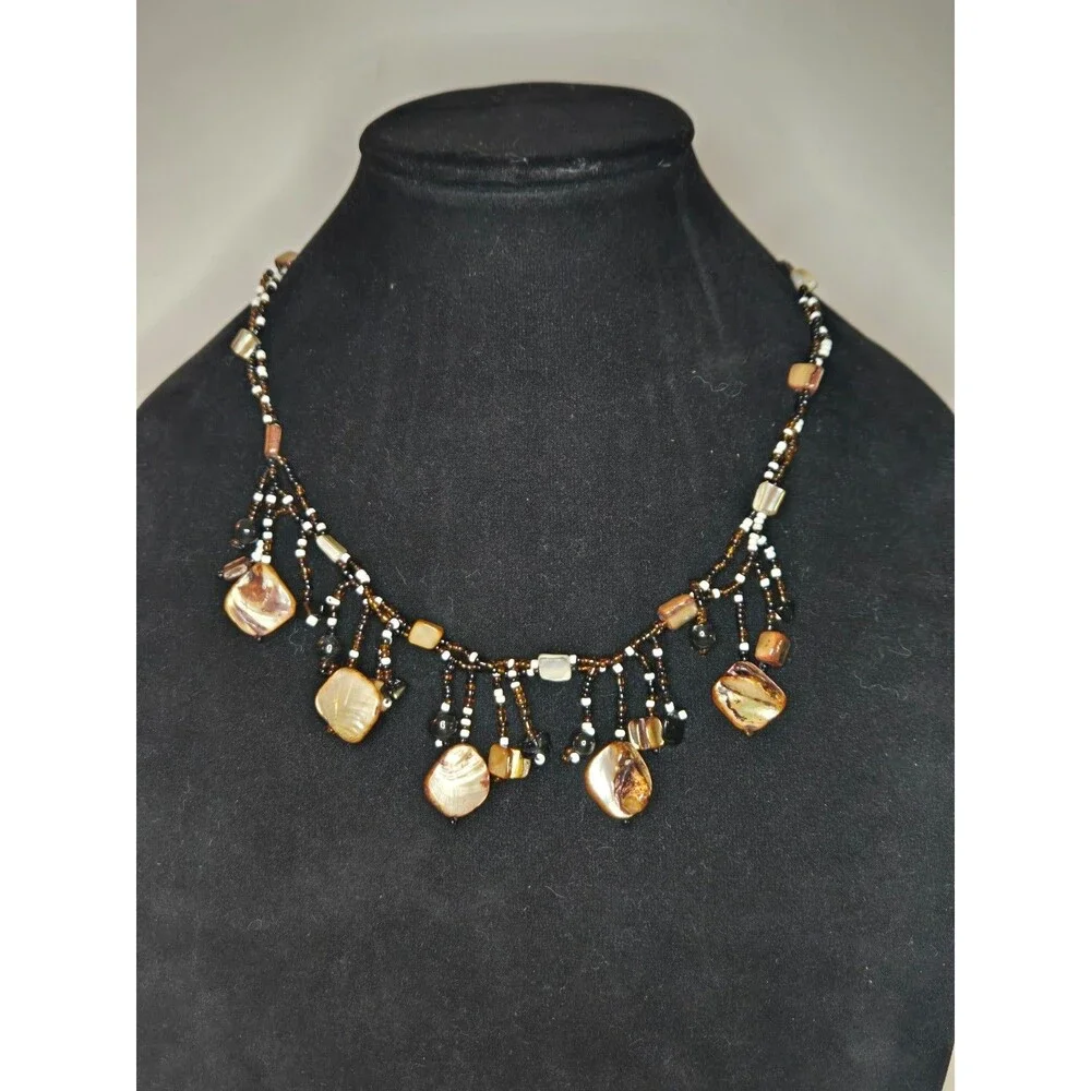 Seed Bead and Shell Necklace Button Clasp - Picture 1 of 6